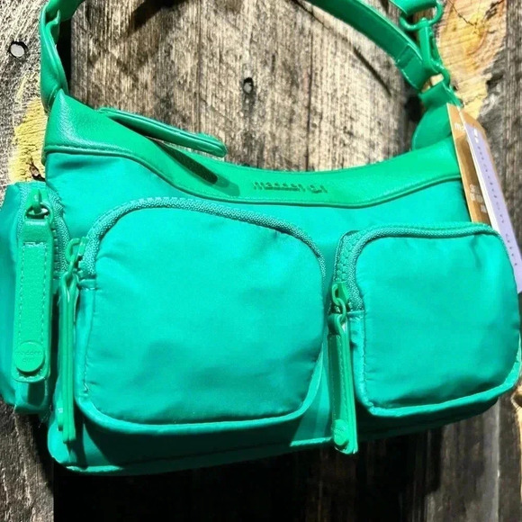 Brand New Madden Girl Green Marissa Crossbody with Accessory Pouch NWTS - Picture 9 of 9